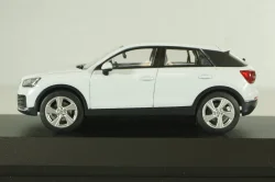 Audi Q2 white, 5011602631, Iscale 1:43 Уценка!