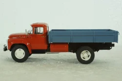 Зил-138 газобалонный, бортовой, красный/синий, Наши Грузовики №37, 1:43