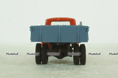Зил-138 газобалонный, бортовой, красный/синий, Наши Грузовики №37, 1:43