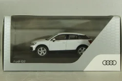 Audi Q2 white, 5011602631, Iscale 1:43 Уценка!