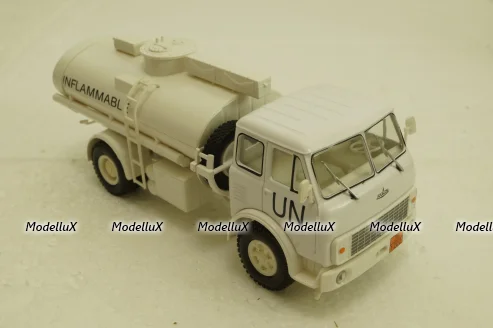Маз-5334 АЦ-8, ООН, бензовоз, Н989, Наш Автопром 1:43