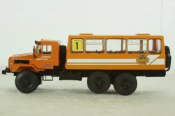 Урал-4322 6х6 Вахтовый автобус, оранжевый, Наши Грузовики №31, 1:43
