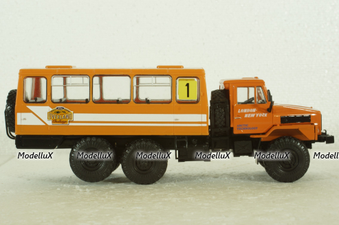 Урал-4322 6х6 Вахтовый автобус, оранжевый, Наши Грузовики №31, 1:43