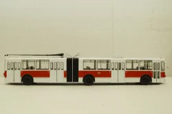 ЗиУ-10 (ЗиУ-683) троллейбус сочленённый - белый/красный, SSM4011, SSM 1:43