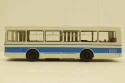 ЛАЗ-4202, арт. 900346, Советский Автобус 1:43