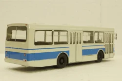 ЛАЗ-4202, арт. 900346, Советский Автобус 1:43