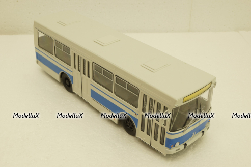 ЛАЗ-4202, арт. 900346, Советский Автобус 1:43