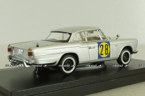 Prince Skyline Sport (BLRA-3) racing version #28, silver, 03233A, Kyosho 1:43 
