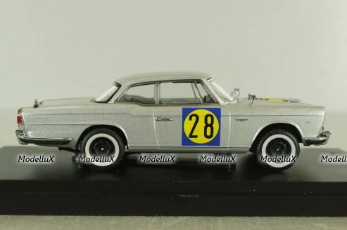 Prince Skyline Sport (BLRA-3) racing version #28, silver, 03233A, Kyosho 1:43 