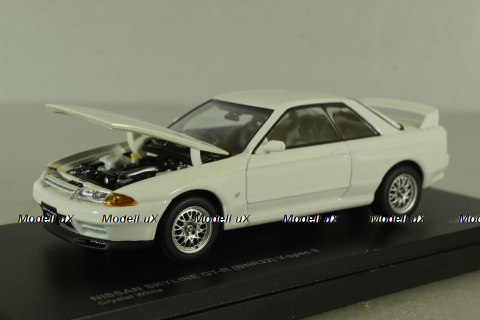 Nissan Skyline GT-R (R32) V-spec II, white, 03222W, Kyosho 1:43