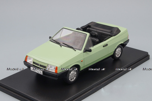 ВАЗ 2108 "Наташа" Легендарные Советские Автомобили №63, Hachette 1:24 (без журнала)