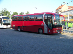 MAN R02 Lion’s Star (Yutong) 2003, red, PM056, Paudi 1:42
