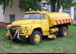 АКПМ-3, Аэродромная Комбинированная Поливомоечная Машина, на шасси Зил-130, 1984г.,113070,  DiP Models 1:43