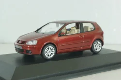 Volkswagen Golf V 3-doors 2003, red, 821930110, Schuco 1:43