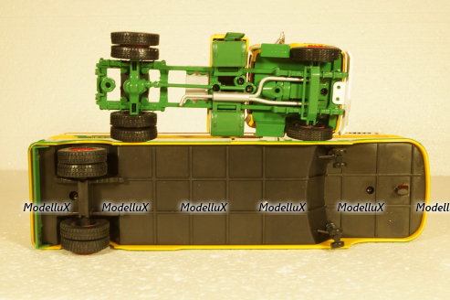 Chevrolet 9100 LCF Aero Mayflower Transit Company Moving Pup Trailer 1956  Golden Yellow Forest Green Semi-Remorque Americans #28 Altaya 1:43