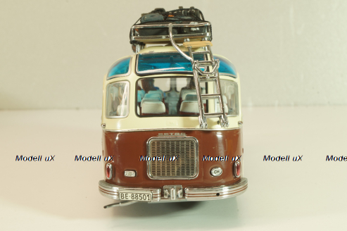 Setra S6 bus Marti 1955, with 4 figuren, brown/cream, 02824, Schuco 1:43