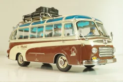 Setra S6 bus Marti 1955, with 4 figuren, brown/cream, 02824, Schuco 1:43