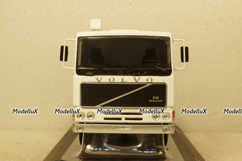 Volvo F10 Polar Express 1983 white/blue, TR099, IXO 1:43