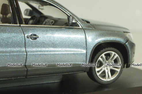 Volkswagen Tiguan 2007, grey, Schuco 1:43 Уценка!