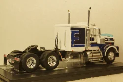 Marmon CHDT 1980 white, TR083, IXO 1:43