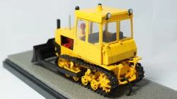 Трактор ДТ 75МЛ с отвалом 1986, RTM 1:43