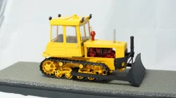 Трактор ДТ 75МЛ с отвалом 1986, RTM 1:43