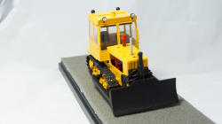 Трактор ДТ 75МЛ с отвалом 1986, RTM 1:43