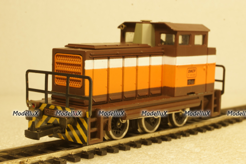 Маневровый тепловоз (коричневый/оранжевый), Betren 1:87