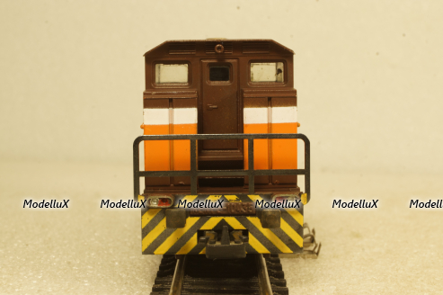 Маневровый тепловоз (коричневый/оранжевый), Betren 1:87