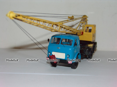Автокран МКА-10М на шасси МАЗ 500 ALF 1:43