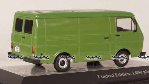 Volkswagen LT28 delivery van green, PCL13300, Premium Classixxs 1:43
