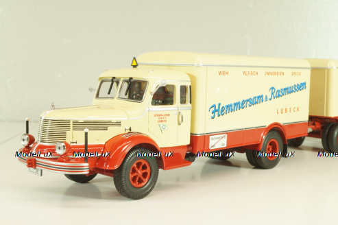 Krupp Titan with trailer "Hemmersam & Rasmussen" Lubeck, cream/red,  Minichamps 1:43