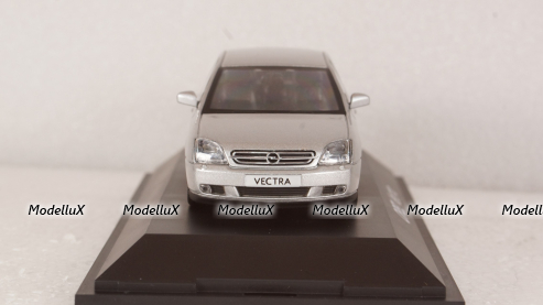 Opel Vectra 4door 2002 silver, Schuco 1:43 Уценка!