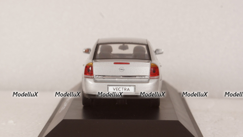 Opel Vectra 4door 2002 silver, Schuco 1:43 Уценка!