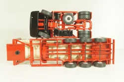 Mercedes-Benz Actros 1846 tractor with semi trailer tankwechsel system "Hoyer", red/white, 564/02, NZG 1:43