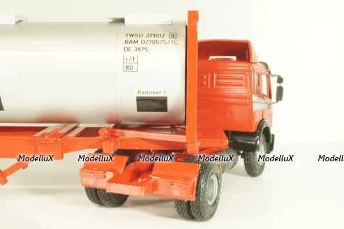 Mercedes-Benz 1748 S  tractor with semi trailer tankwechsel system, red/silver, 317/2, NZG 1:43