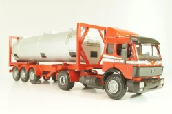 Mercedes-Benz 1748 S  tractor with semi trailer tankwechsel system, red/silver, 317/2, NZG 1:43