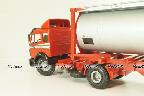 Mercedes-Benz 1748 S  tractor with semi trailer tankwechsel system, red/silver, 317/2, NZG 1:43