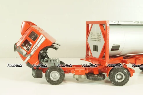 Mercedes-Benz 1748 S  tractor with semi trailer tankwechsel system, red/silver, 317/2, NZG 1:43