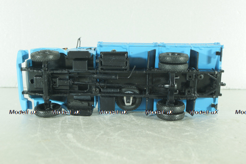 Зил-4331 бортовой, синий, АвтоИстория (конверсия) 1:43