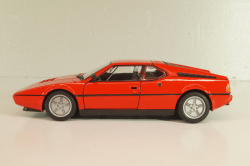 BMW M1 street 1978, red, 24098RD2, Welly 1:24