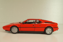 BMW M1 street 1978, red, 24098RD2, Welly 1:24
