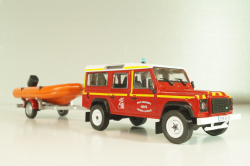 Land Rover Defender with boat on trailer SDIS Indre, Sapeurs-Pompiers №12, Altaya 1:43