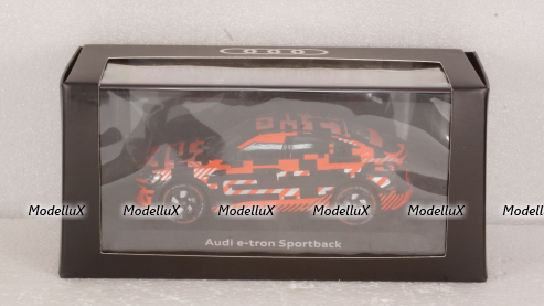 Audi e-tron Sportback Prototype black/red, IScale 1:43