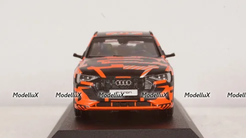 Audi e-tron Sportback Prototype black/red, IScale 1:43