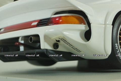 Porsche 911 GT 1 1996, white, 180966600, UT Models 1:18