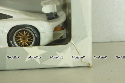 Porsche 911 GT 1 1996, white, 180966600, UT Models 1:18