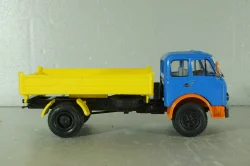 Маз-5111 грузовик с самосвальным кузовом с 3-х стр. разгрузкой 1977, синий/желтый, Н978, Наш Автопром 1:43