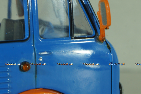 Маз-5111 грузовик с самосвальным кузовом с 3-х стр. разгрузкой 1977, синий/желтый, Н978, Наш Автопром 1:43