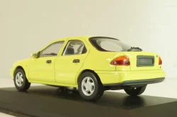 Ford Mondeo Fastback (MK3) 1992, yellow, 082071, Minichamps 1:43